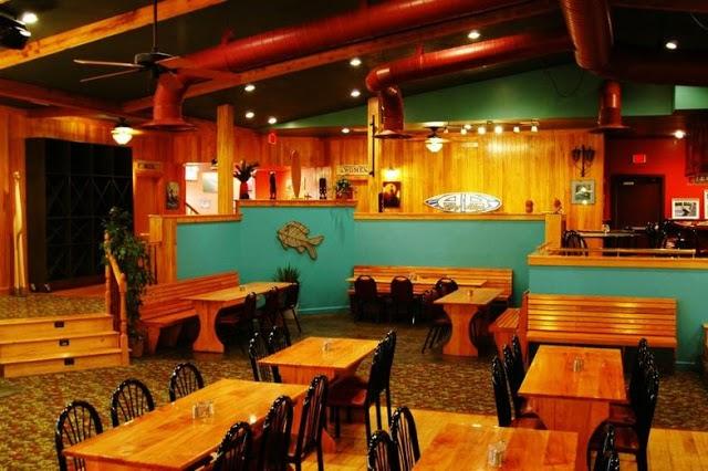 Surfari Restaurant and Bar